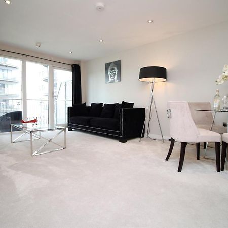 Apartamento Perfect Getaway In Cardiff Marina Exterior foto