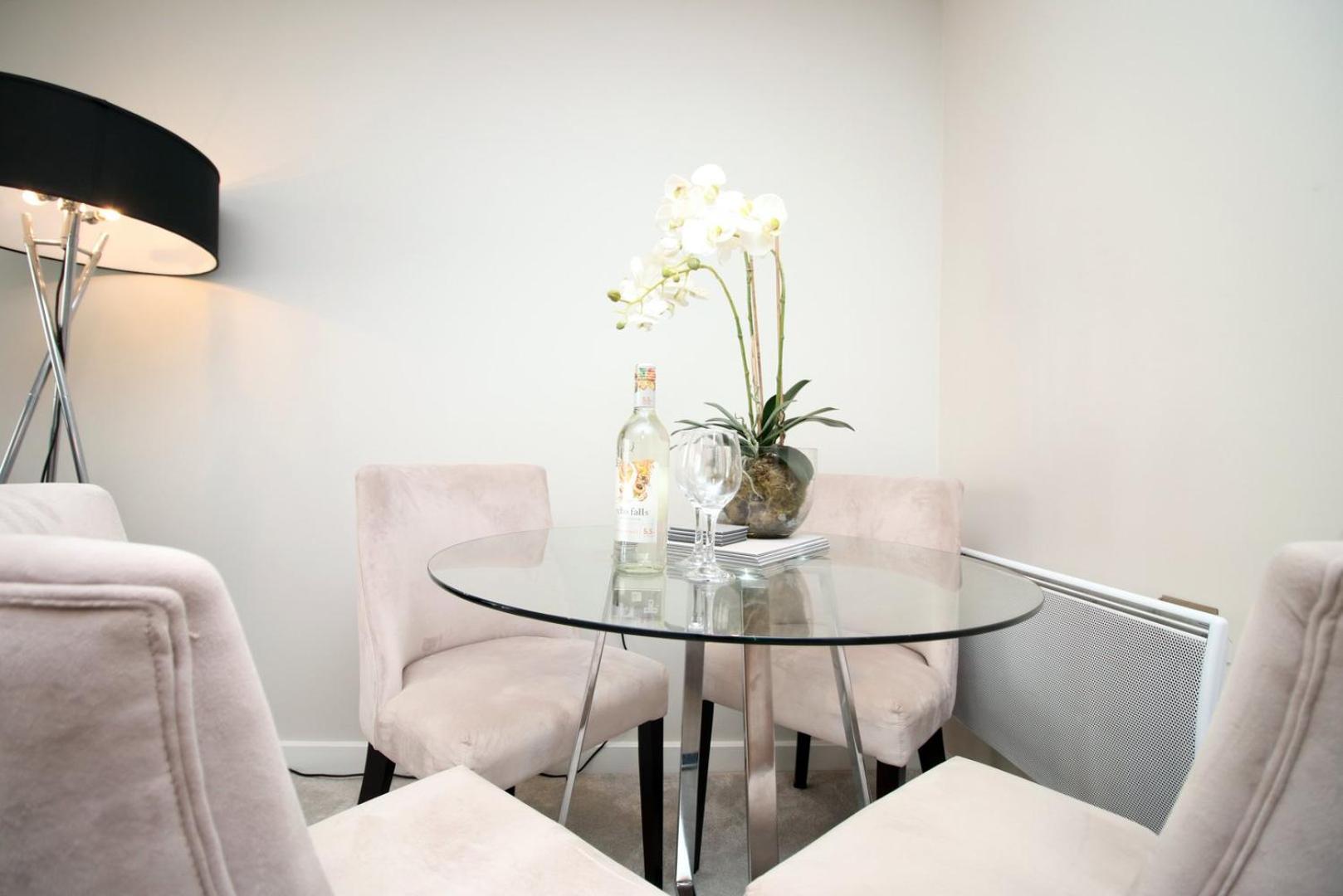 Apartamento Perfect Getaway In Cardiff Marina Exterior foto